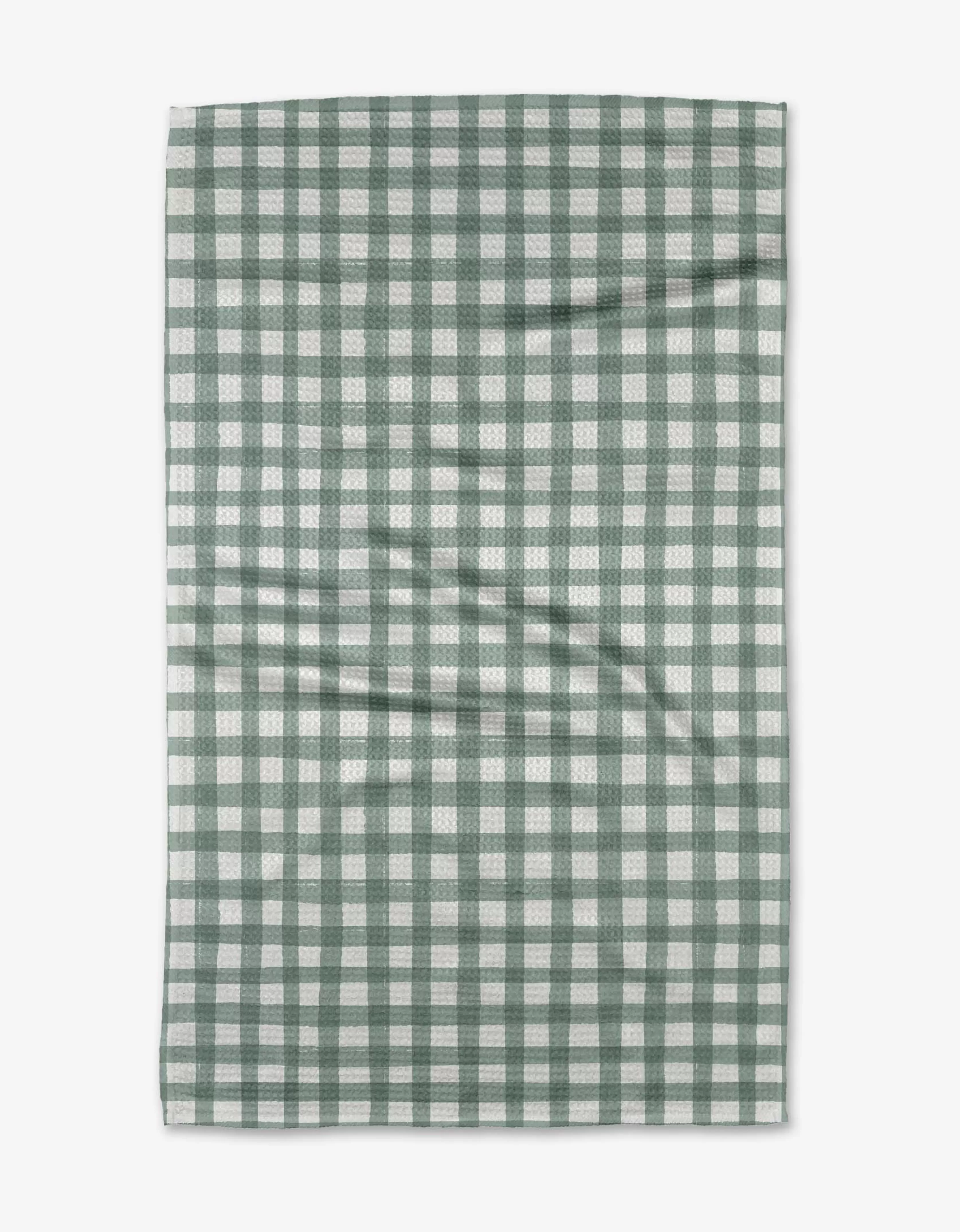 New GEOMETRY Picnic Gingham